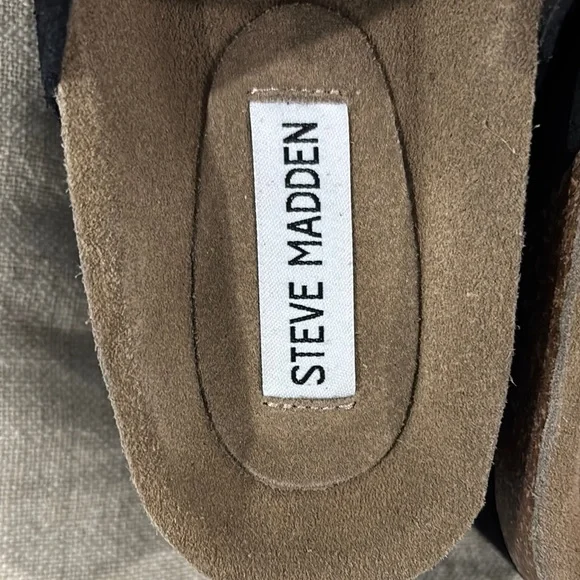 Steve Madden Black Double Buckle Platform sandals - Picture 5 of 9